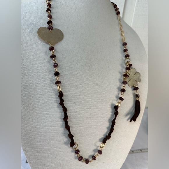 Funky leather and glass bead artisan style necklace - Picture 2 of 7